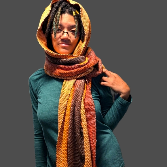 Handwoven XL Cotton Wrap – Sunset Hues - Picture 5 of 7